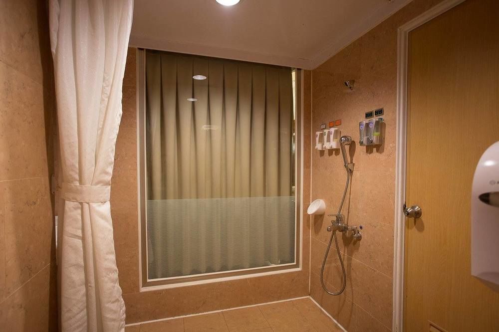 種子商旅 Hotel Kaohsiung Eksteriør billede